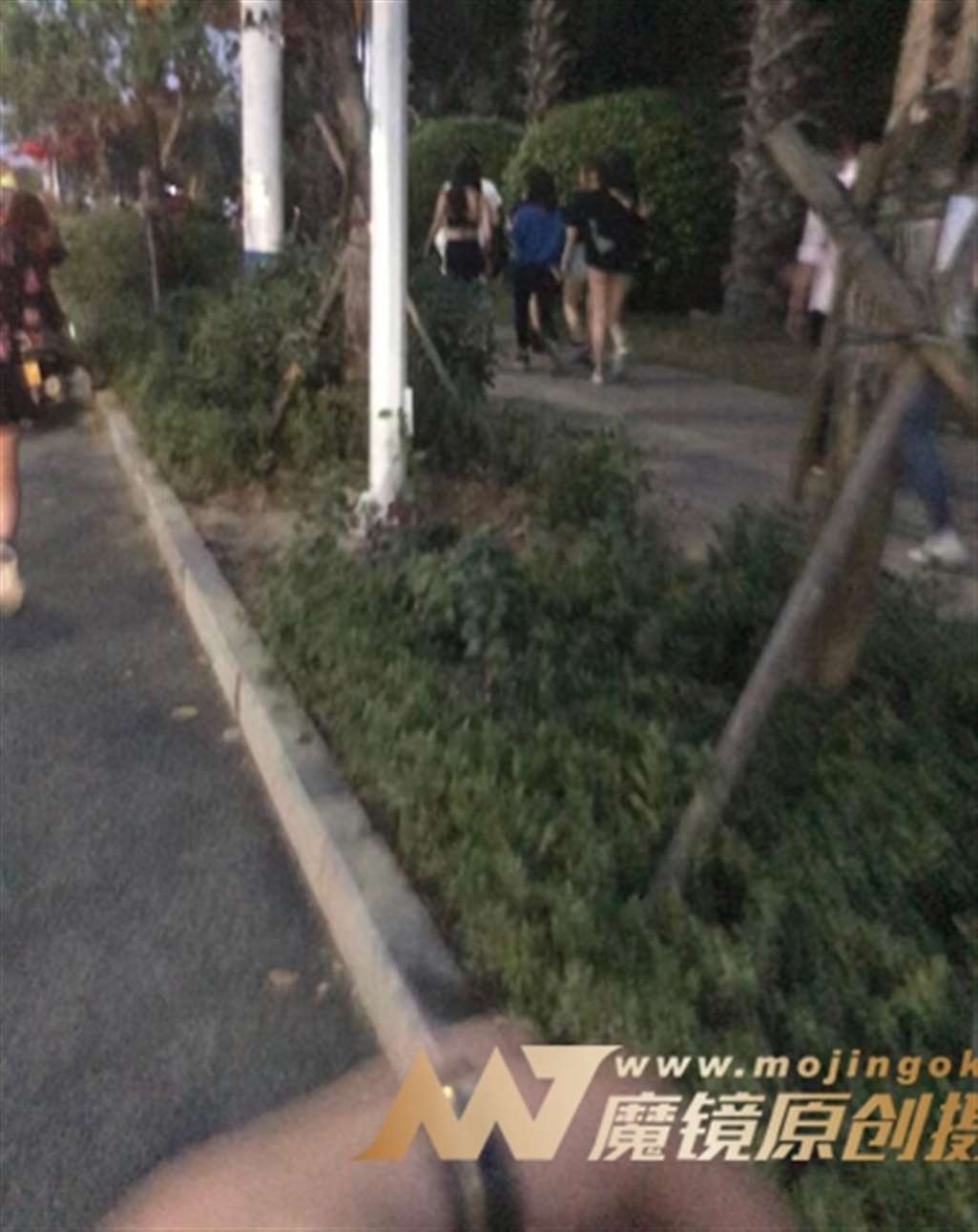 图片[3]-【一只傻麋鹿赛帖】暗夜中的美腿美女-流行馆