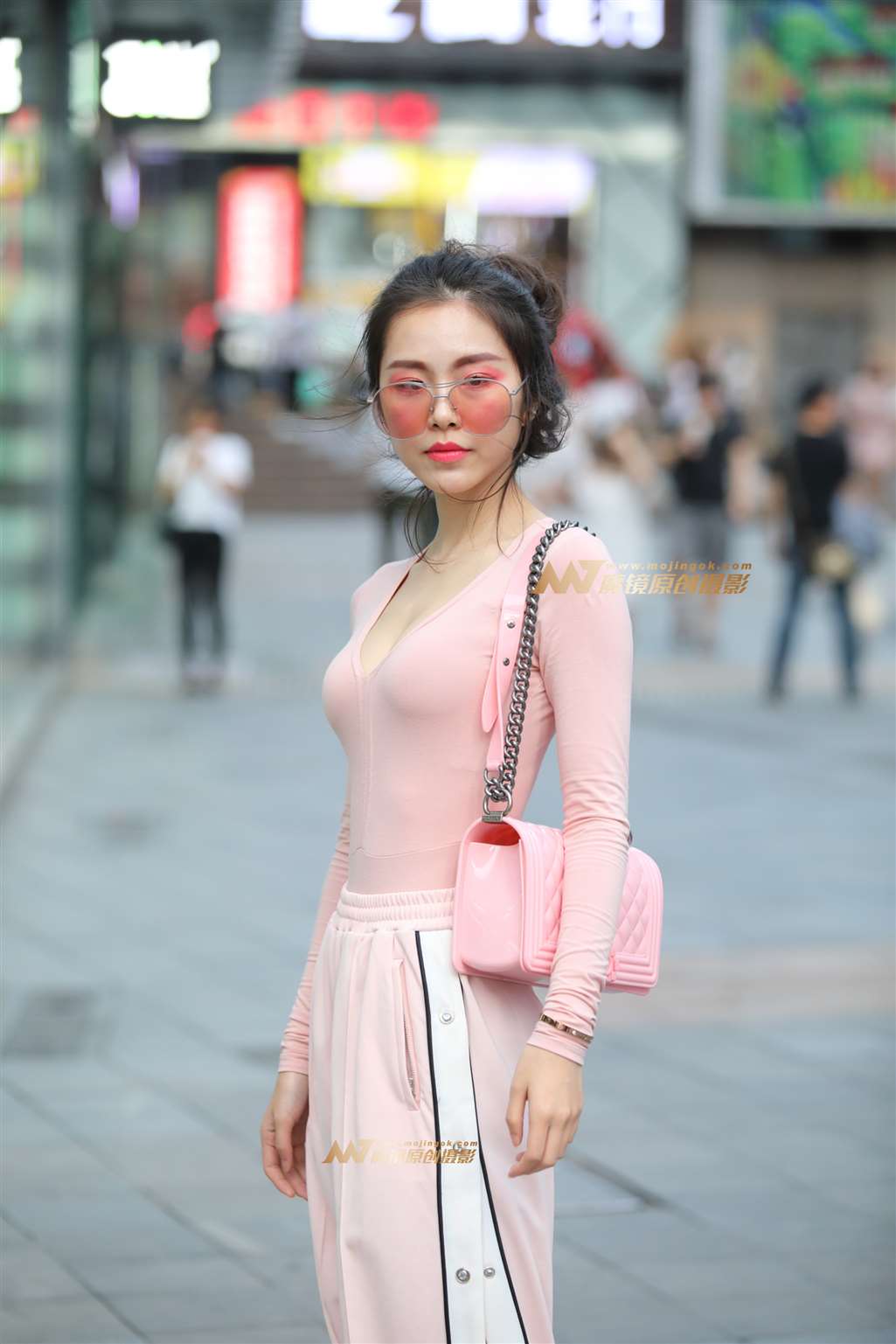 图片[2]-粉红小姐姐-流行馆