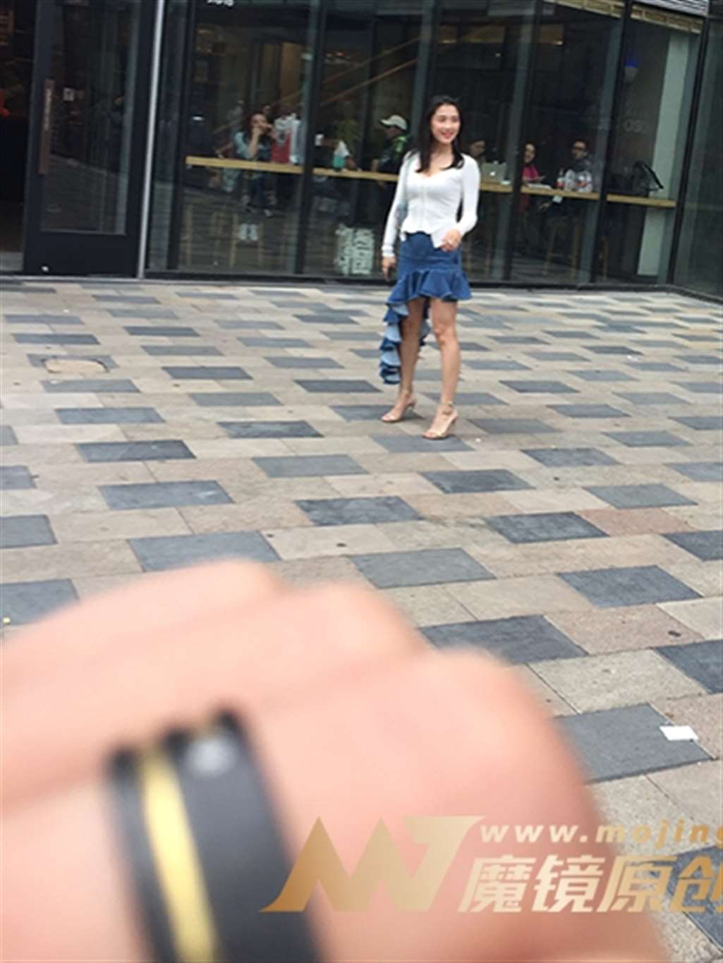 图片[3]-【红石赛帖】走路带风的女人-流行馆