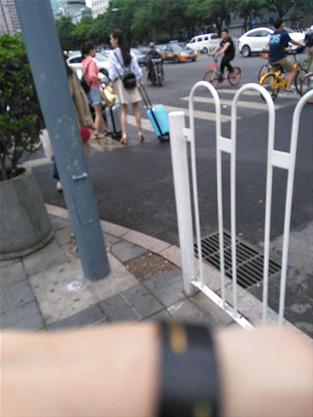 图片[4]-【街拍之魂赛帖】B27、阴霾因你的笑容而退散-流行馆