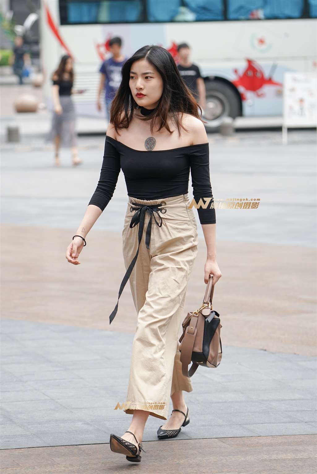 图片[4]-纹身很独特的妹子-街拍流行馆