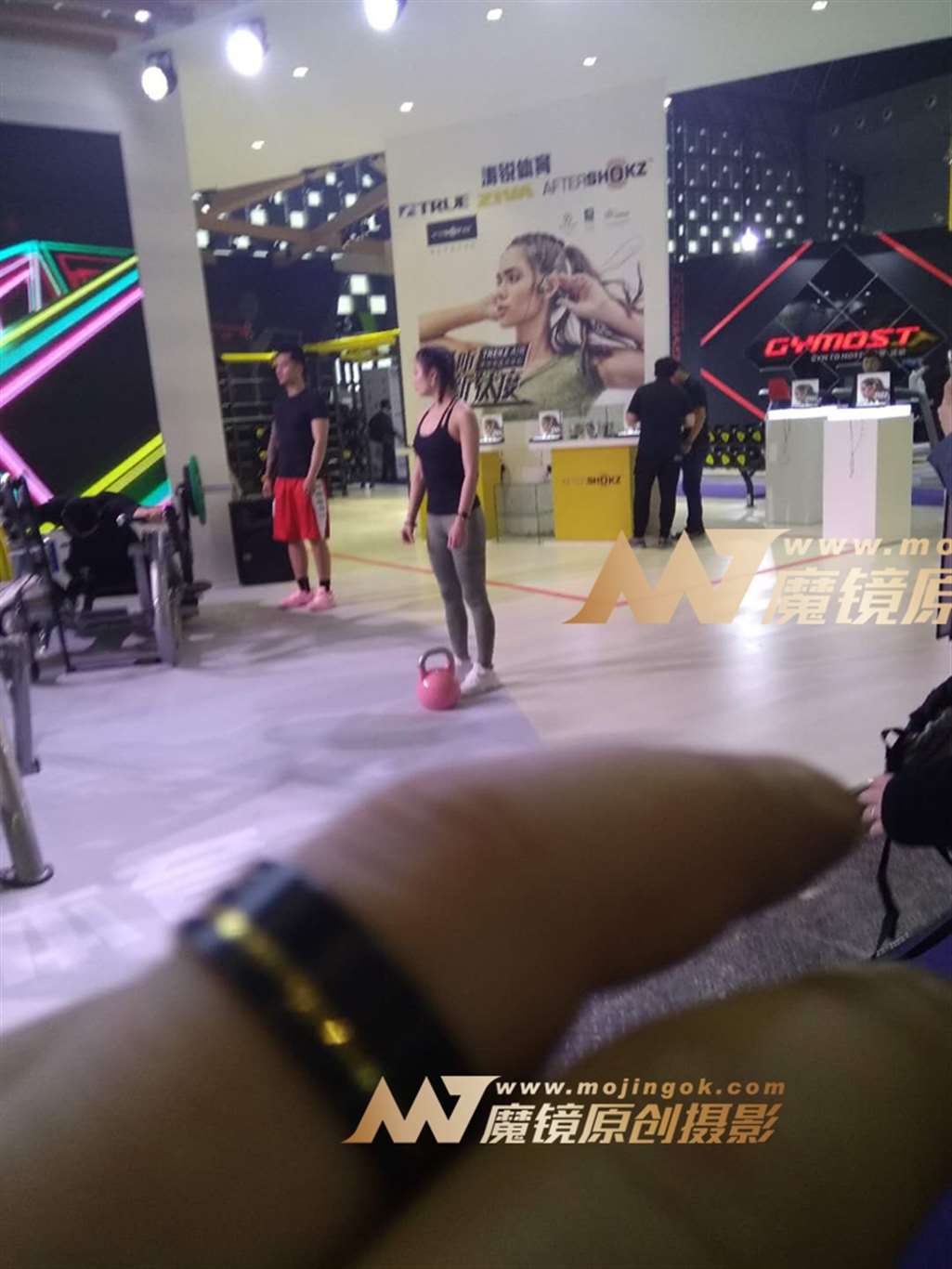 图片[2]-【咔喳赛贴】美女爱健身-流行馆