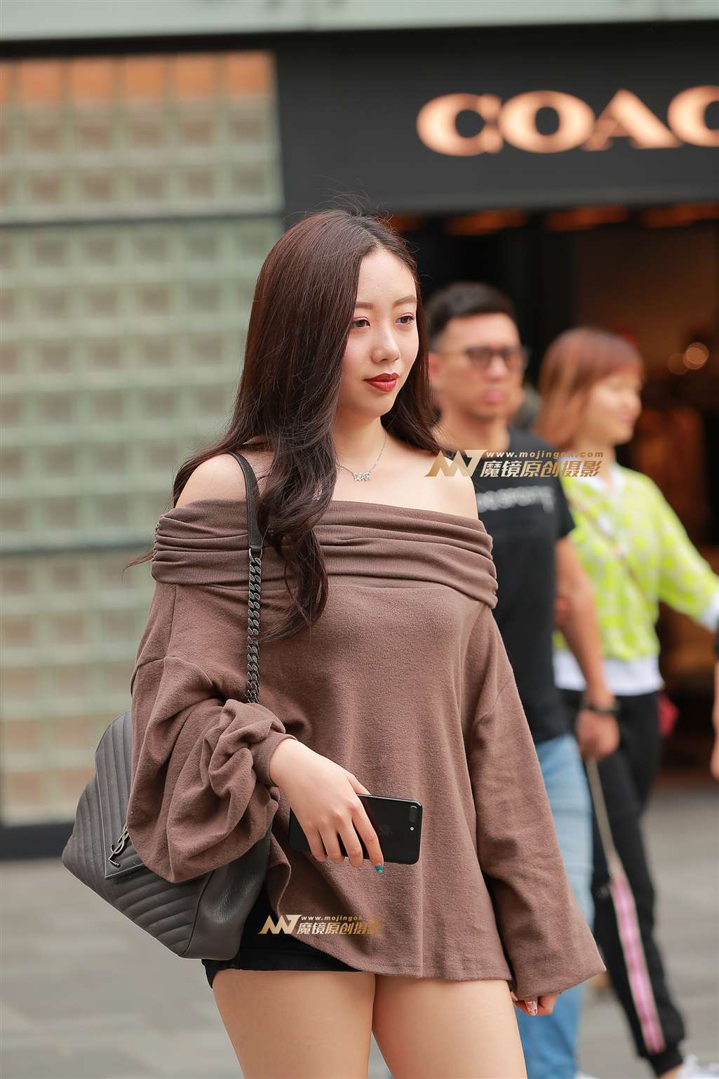 图片[2]-H37、一字肩的冷美人-流行馆