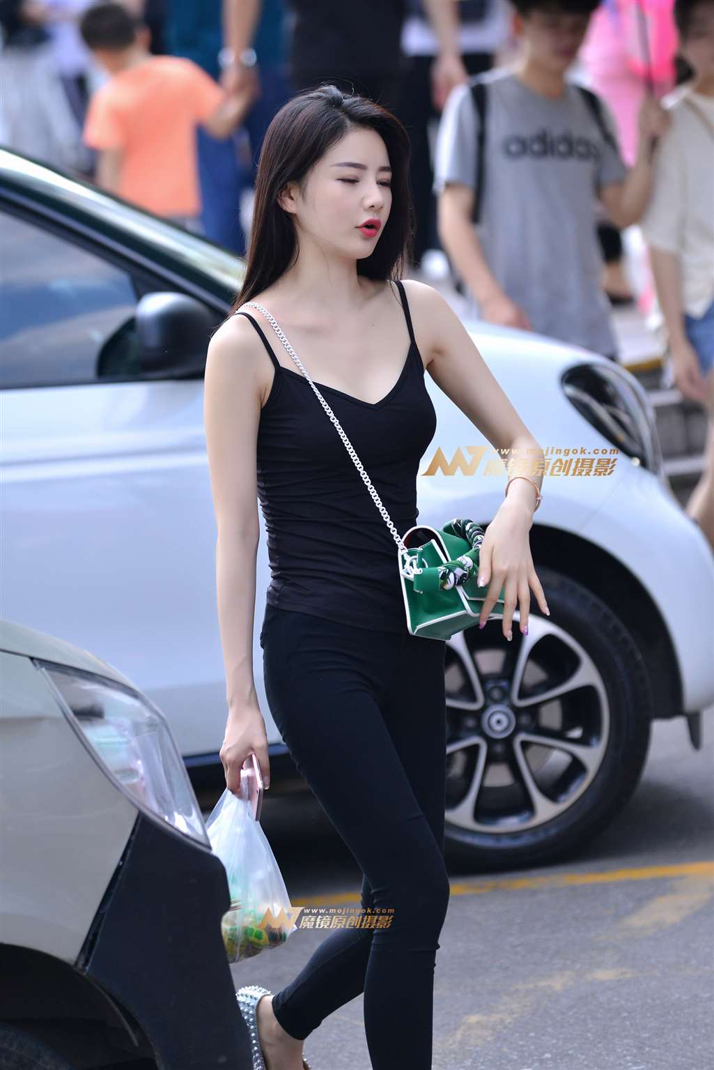 图片[5]-黑裤美女-流行馆