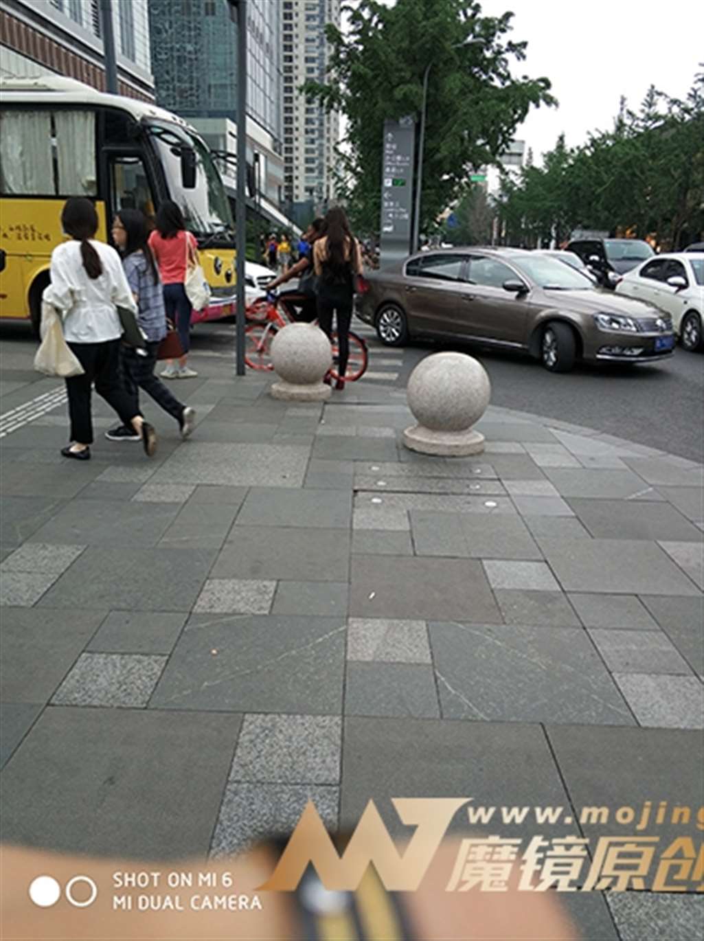 图片[3]-【久久赛帖】红色高跟鞋丰挺美女-流行馆