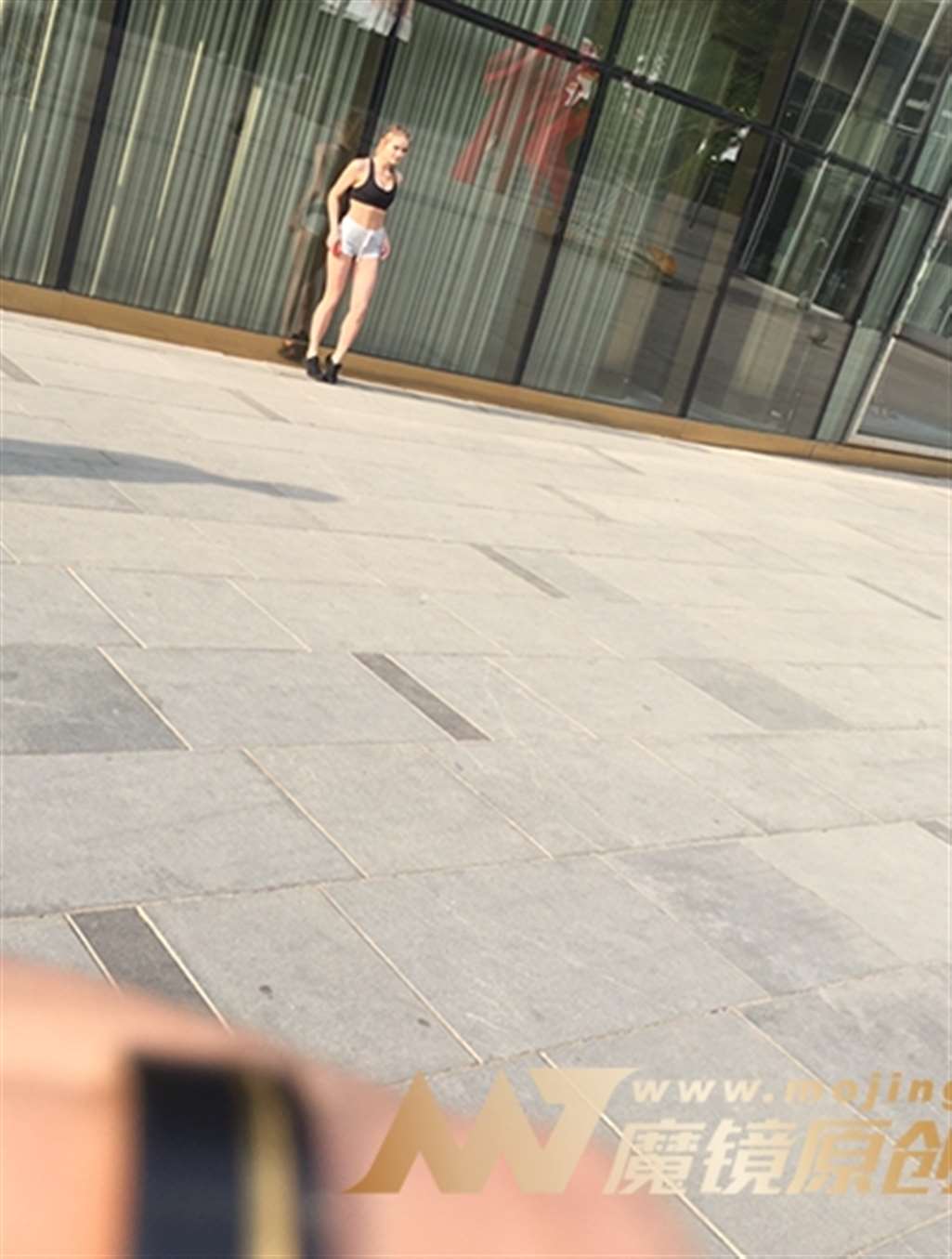 图片[3]-【红石赛帖】一个可爱的洋妞-流行馆