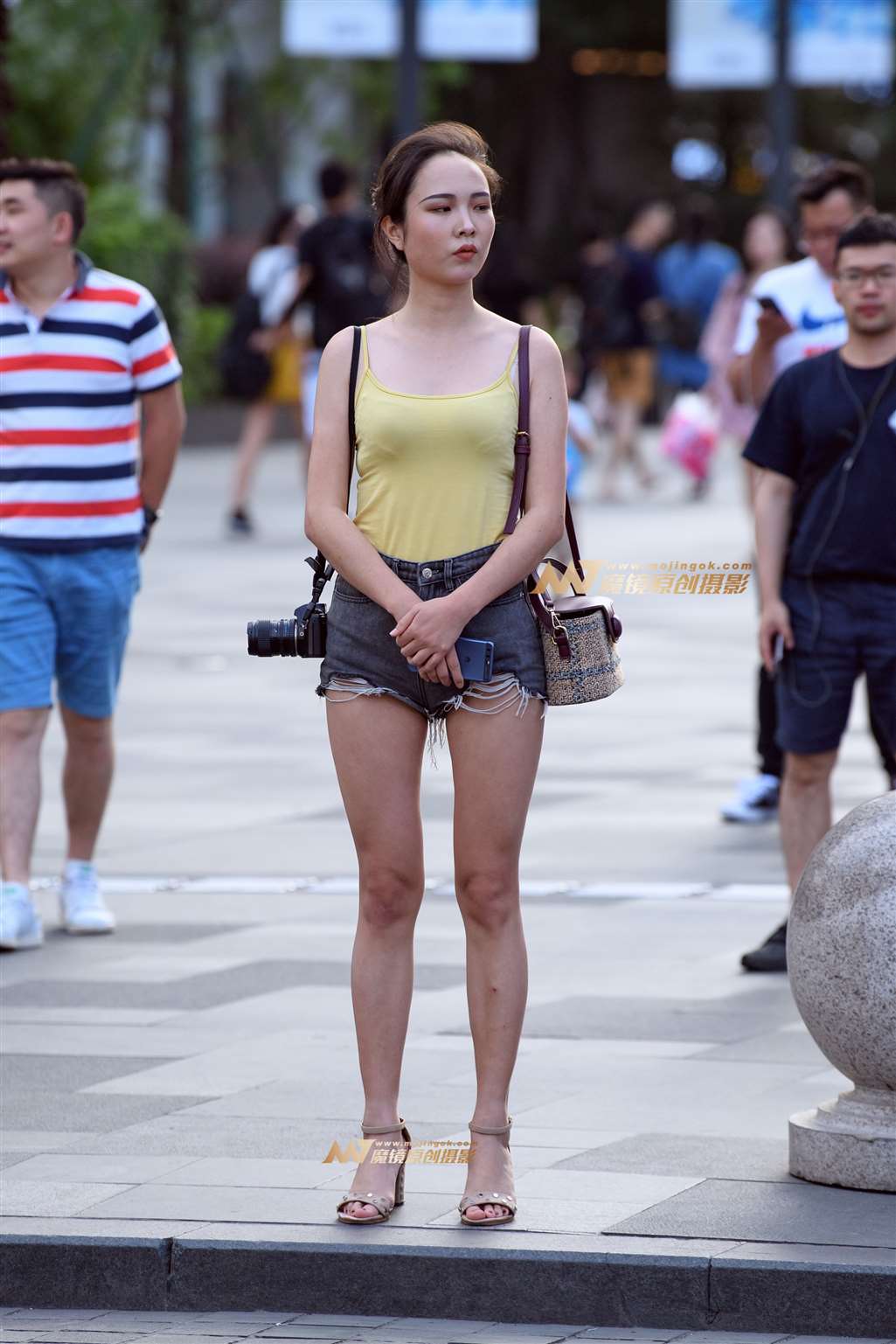 图片[4]-【久久赛帖】热裤长腿女摄影师-流行馆