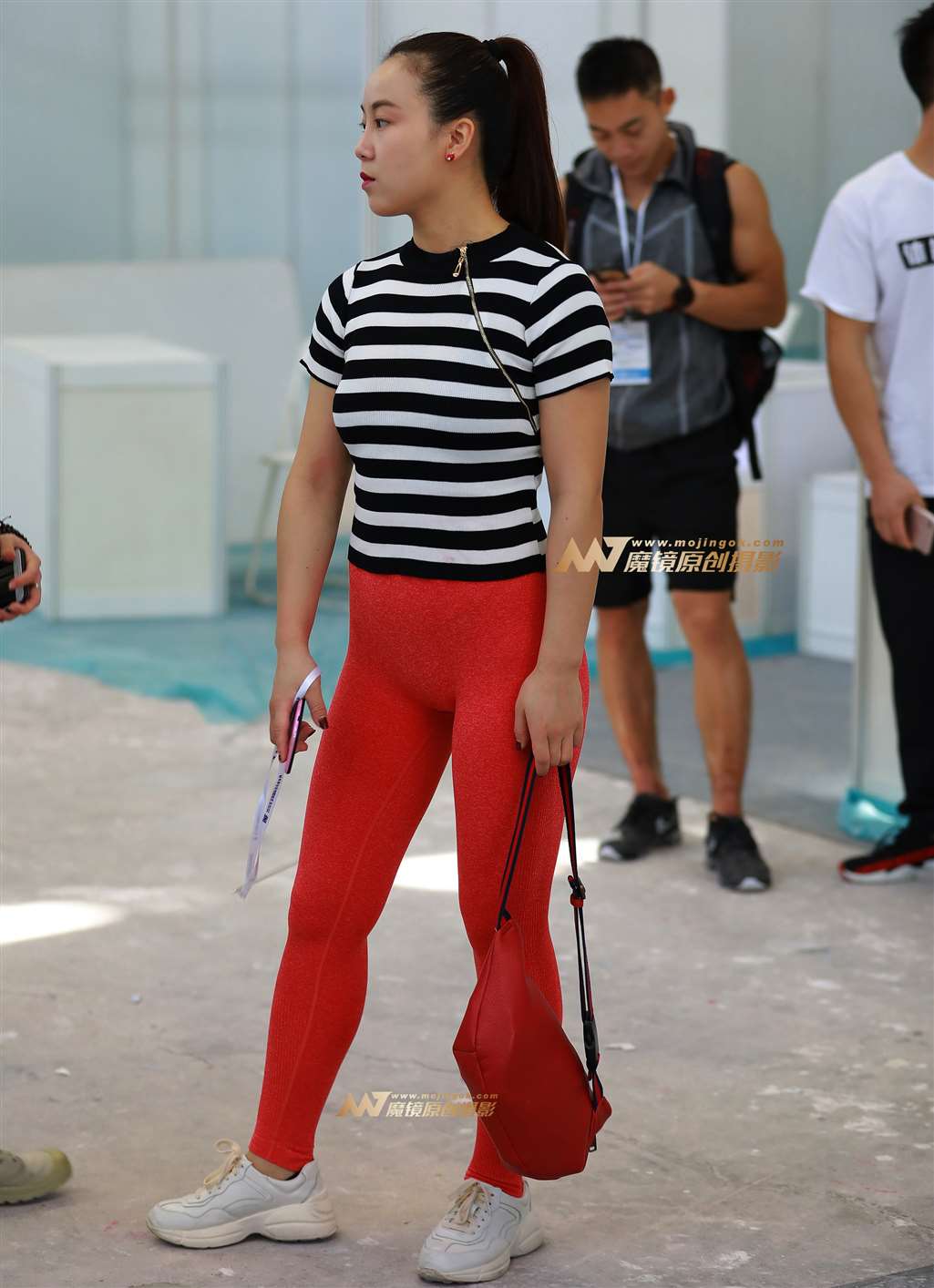 【视觉冲击赛帖】玫红色健美裤，性感至极的她-流行馆