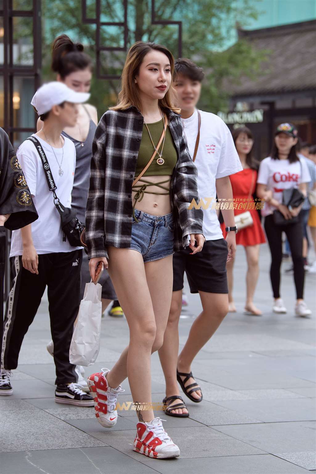 图片[4]-【久久赛帖】美女紧身短裤小露月牙-流行馆