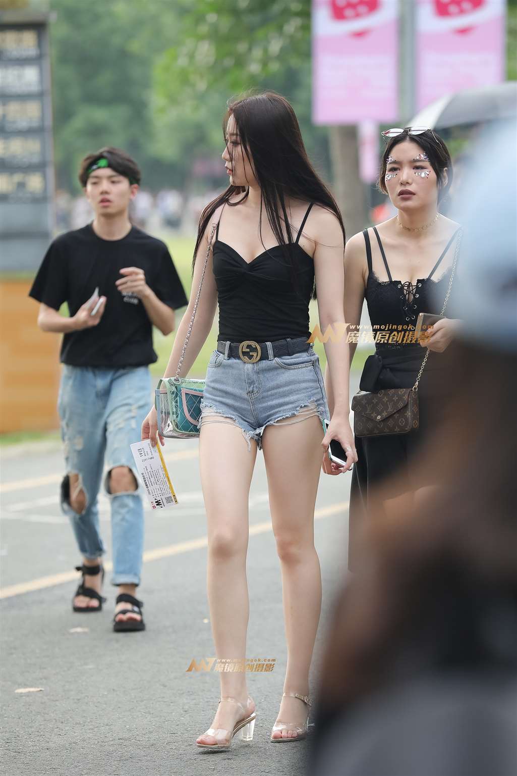 【凯恩赛帖】性感白皙大长腿-流行馆