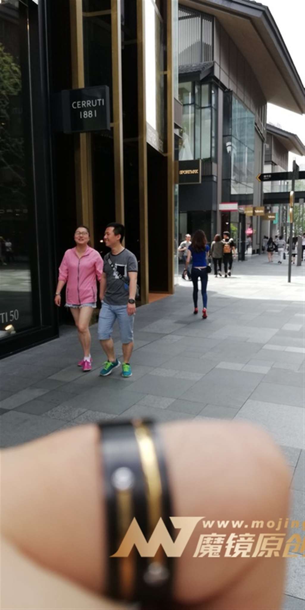 图片[3]-【视觉冲击赛帖】艳遇蜜桃裤高挑美女-流行馆