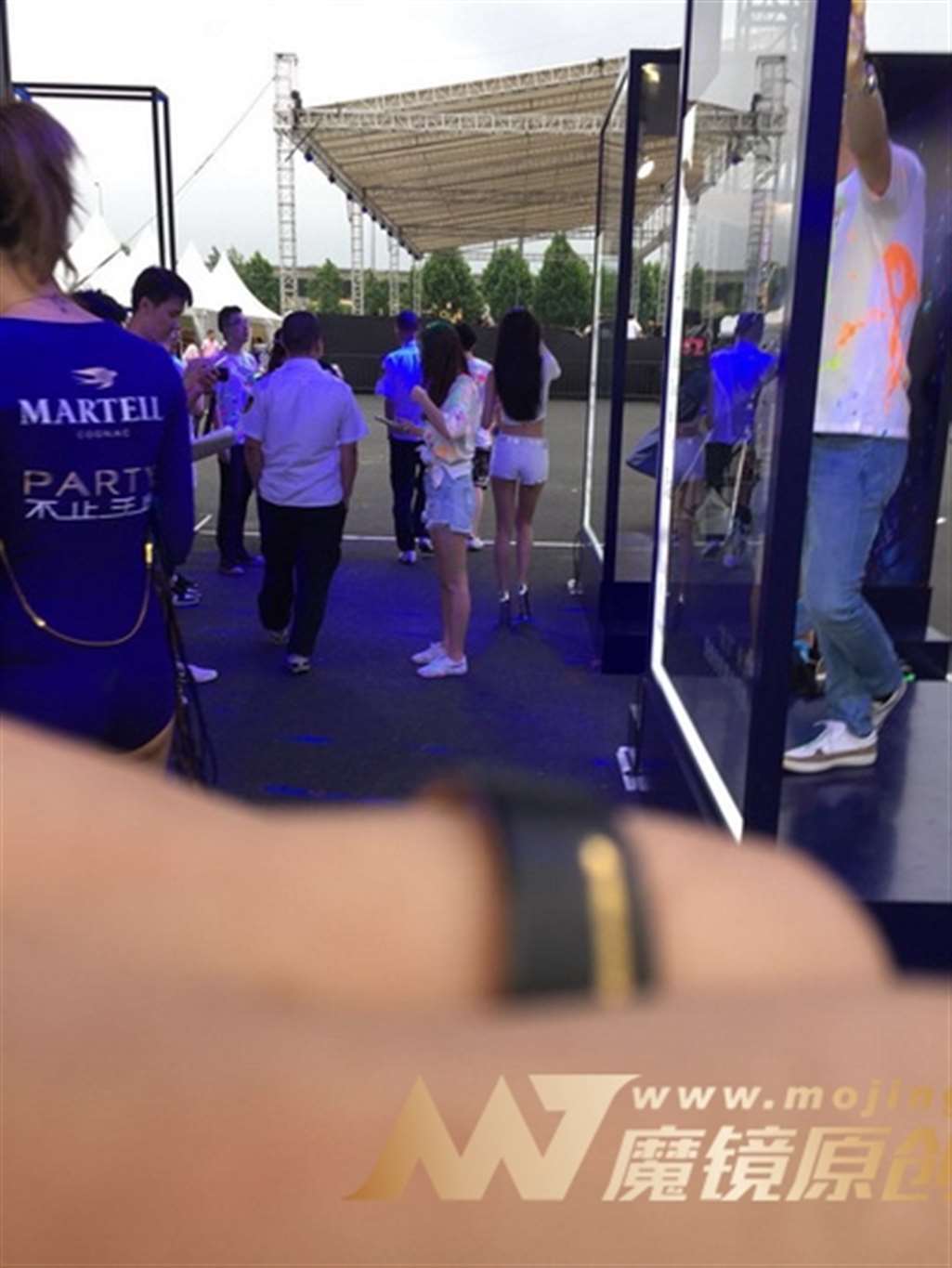 图片[3]-【Mark赛帖】白热裤长腿美女-流行馆