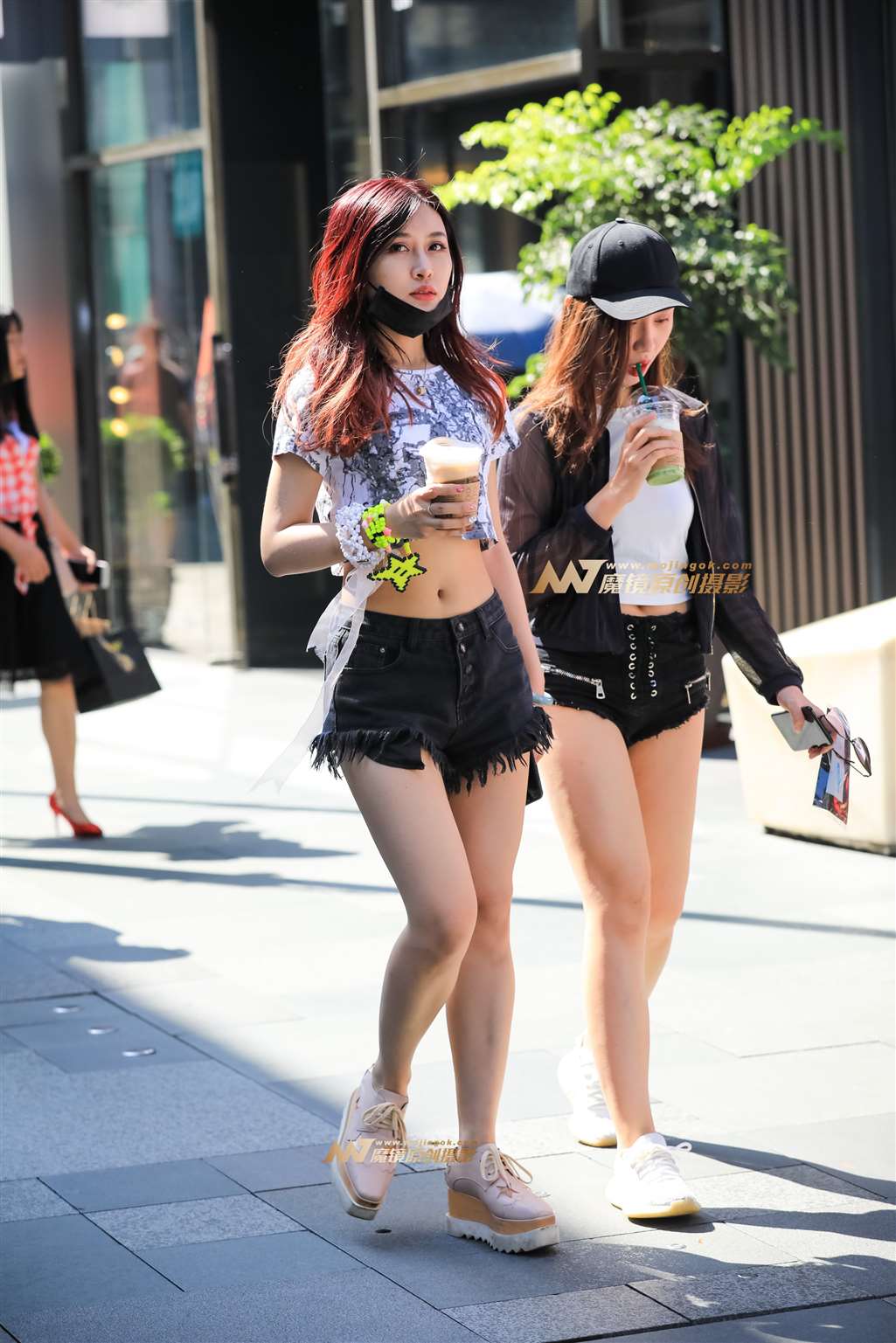 【凯恩赛帖】夏日百搭神器-牛仔热裤-街拍流行馆