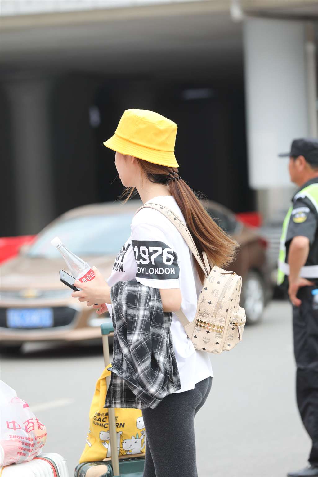 图片[5]-【辉辉赛贴-第四贴】小黄帽美眉的灰色紧身裤-流行馆