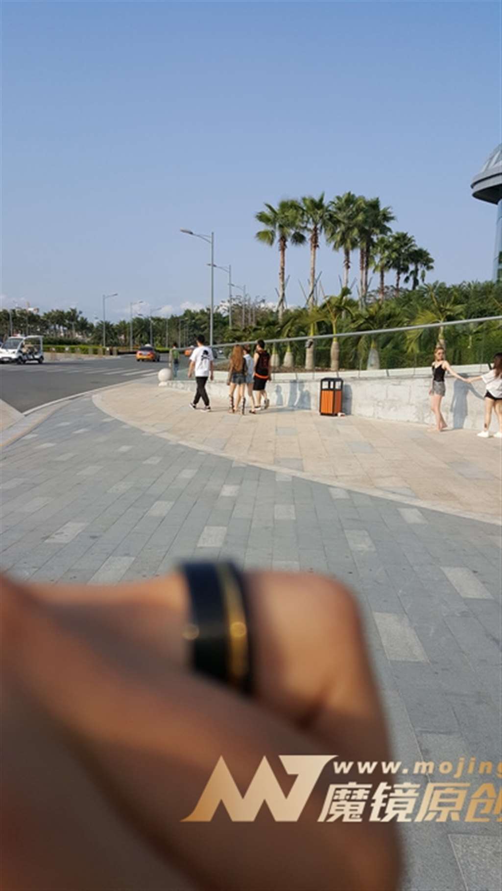 图片[3]-【视觉冲击赛帖】黄昏下，遇到性感 超短热裤 美眉-流行馆