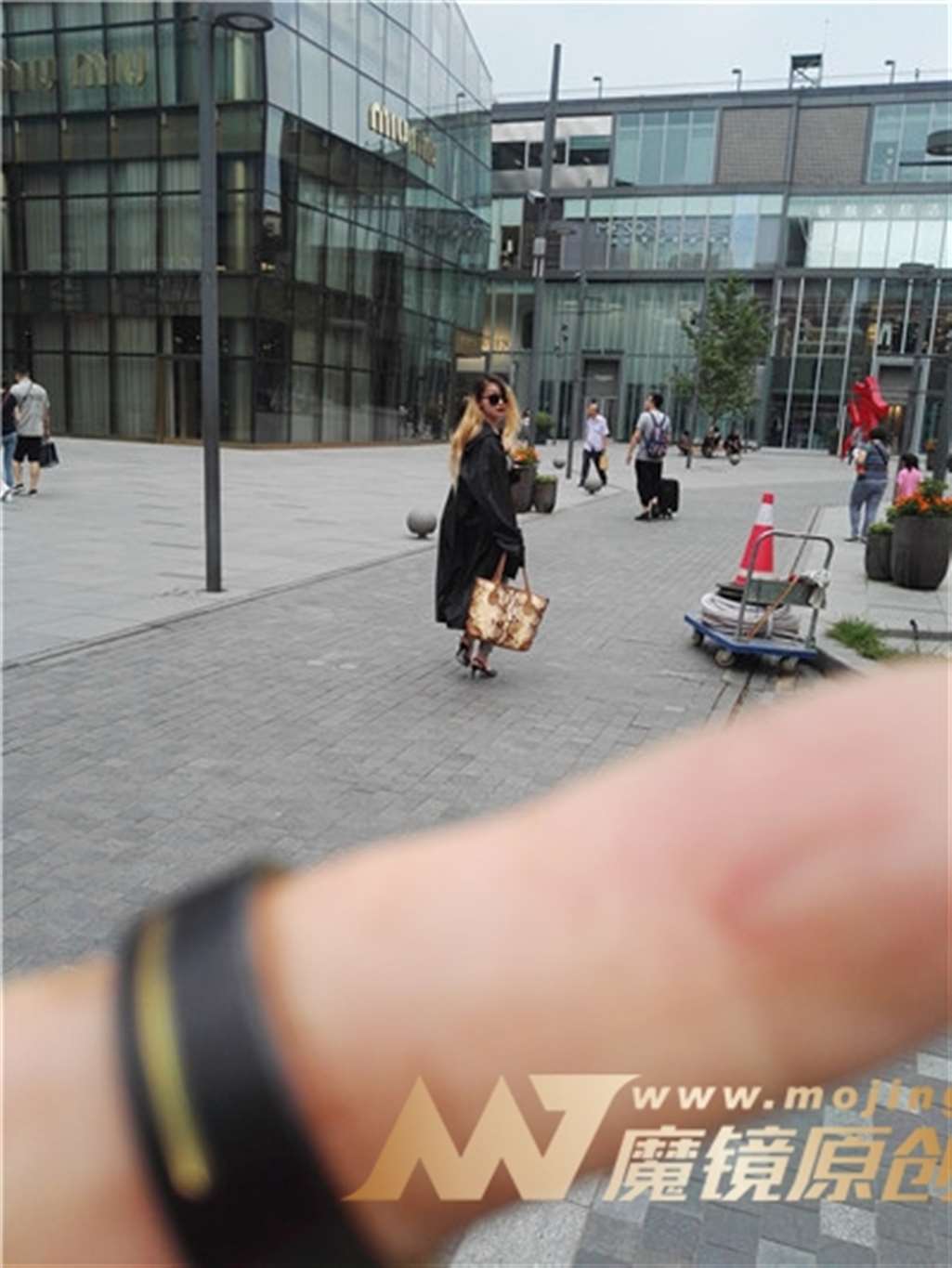 图片[3]-左手倒影赛帖：身材性感的小美女-流行馆