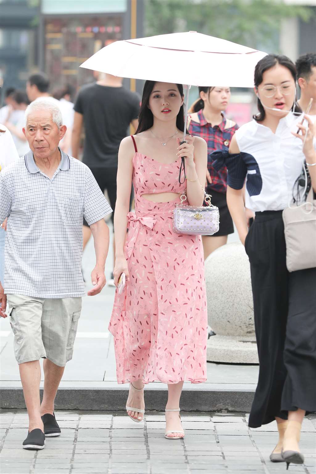 【辉辉赛贴-第十八贴】好气质的漂亮小姐姐-流行馆