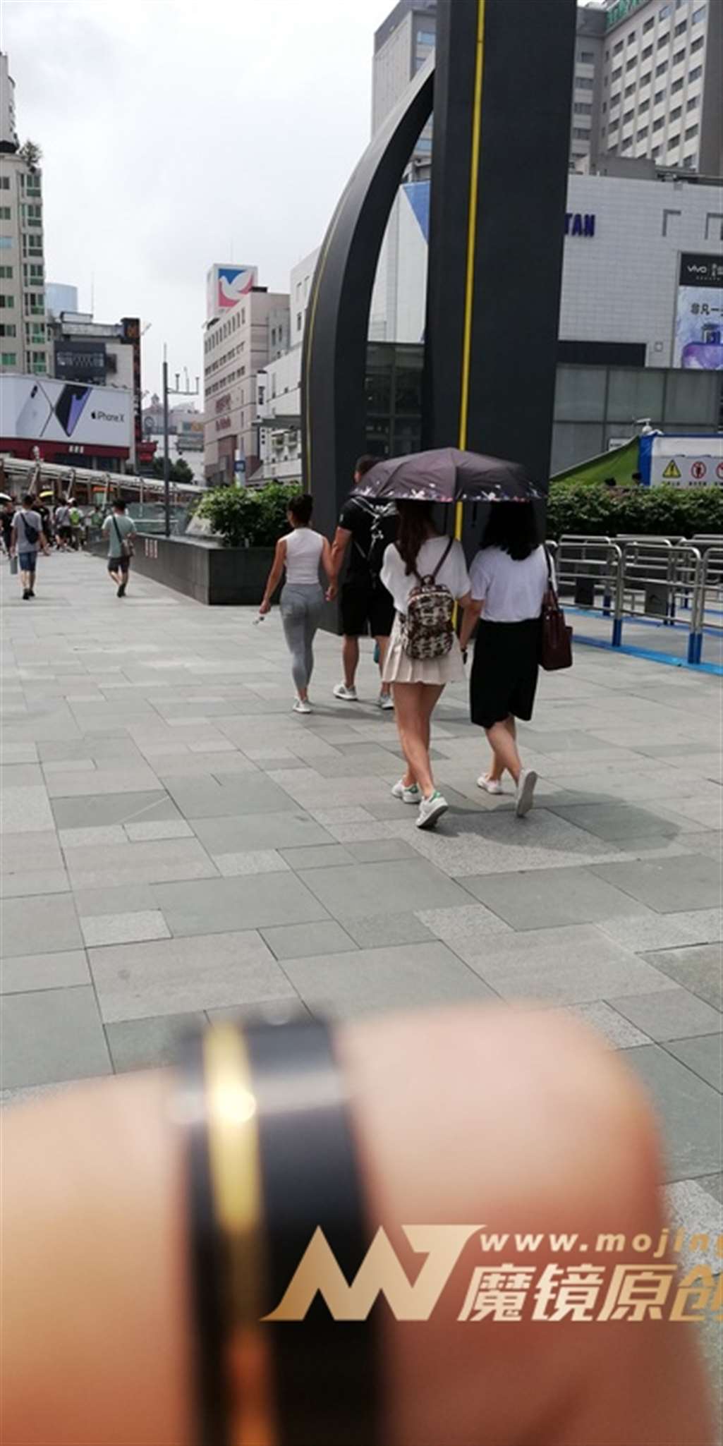 图片[3]-【视觉冲击赛帖】性感迷人女友，薄而透气的健美裤-街拍流行馆