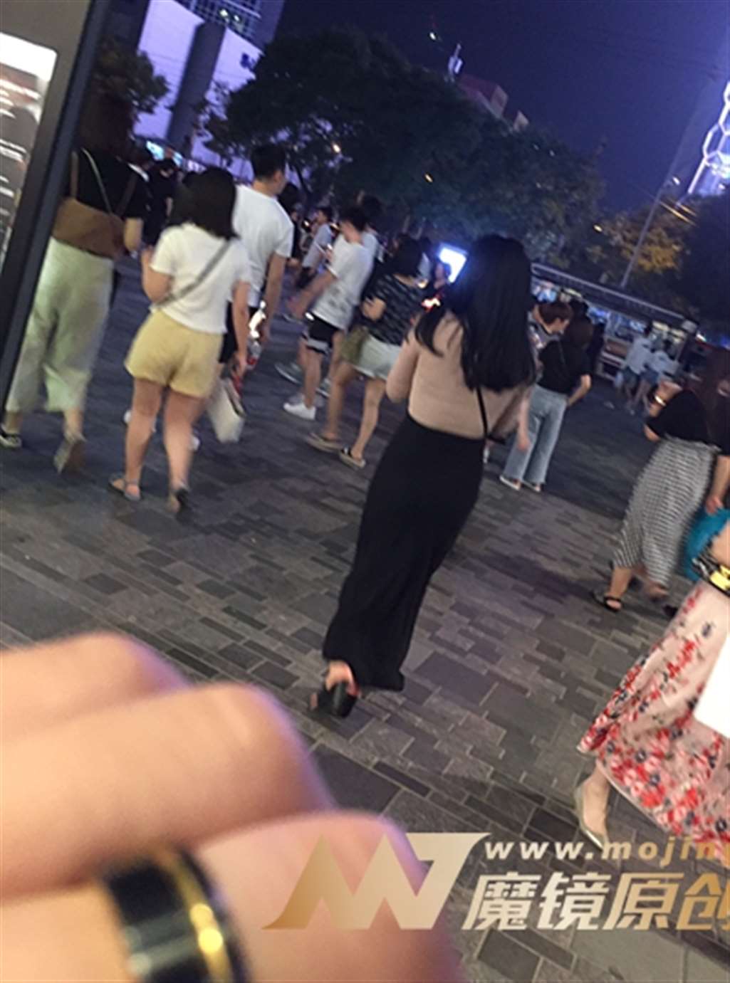 图片[3]-【红石赛帖】夜拍性感少妇-流行馆