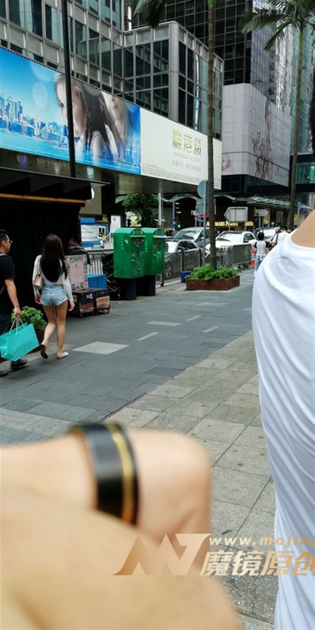 图片[3]-【视觉冲击赛帖】她这性感热裤是自己改装的吗-流行馆