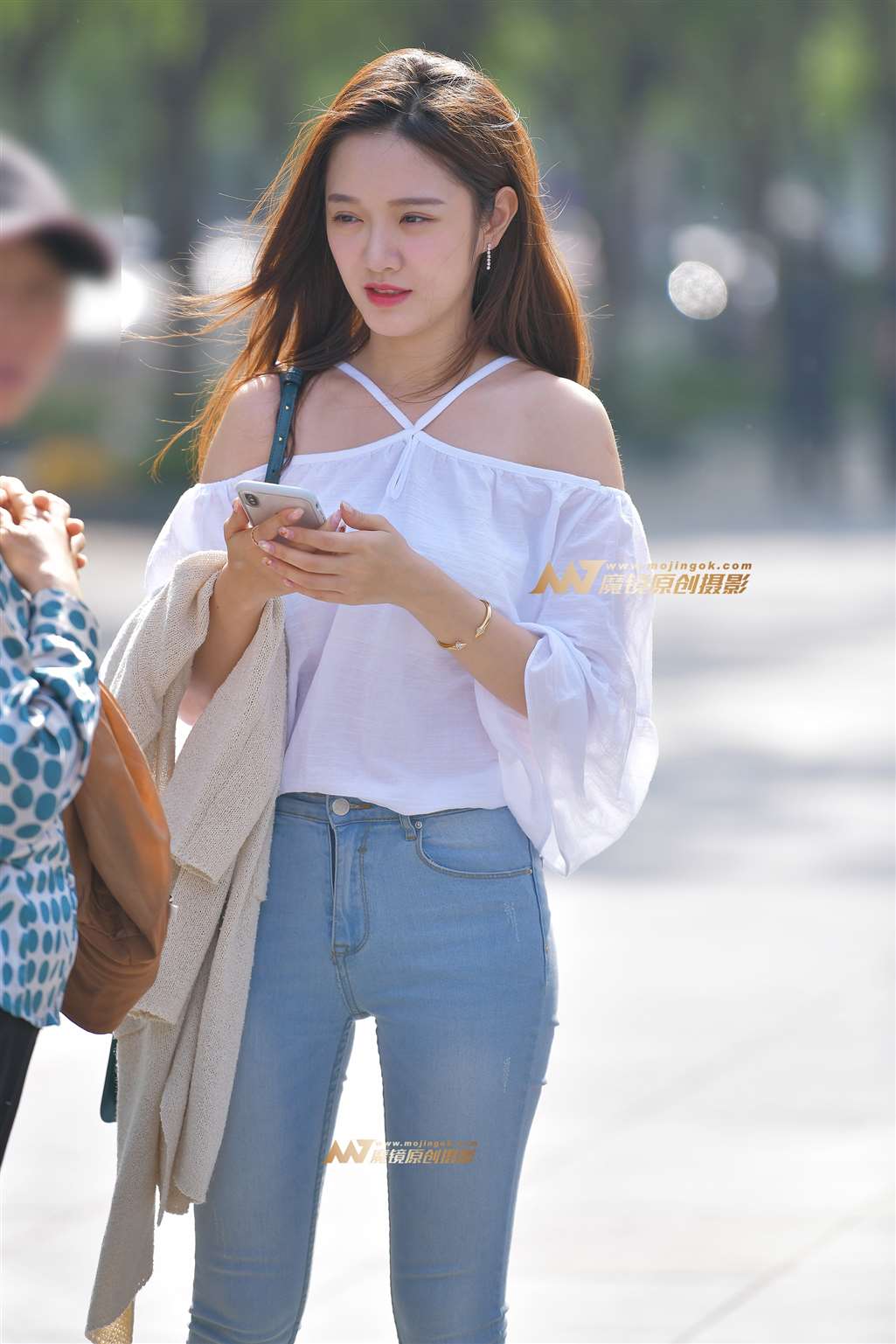 【红石赛贴】漂亮牛仔裤美女-流行馆