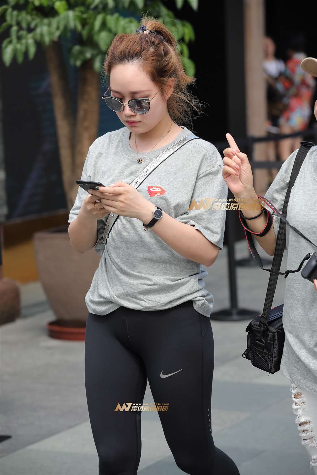 【凯恩赛帖】饱满紧身裤-街拍流行馆