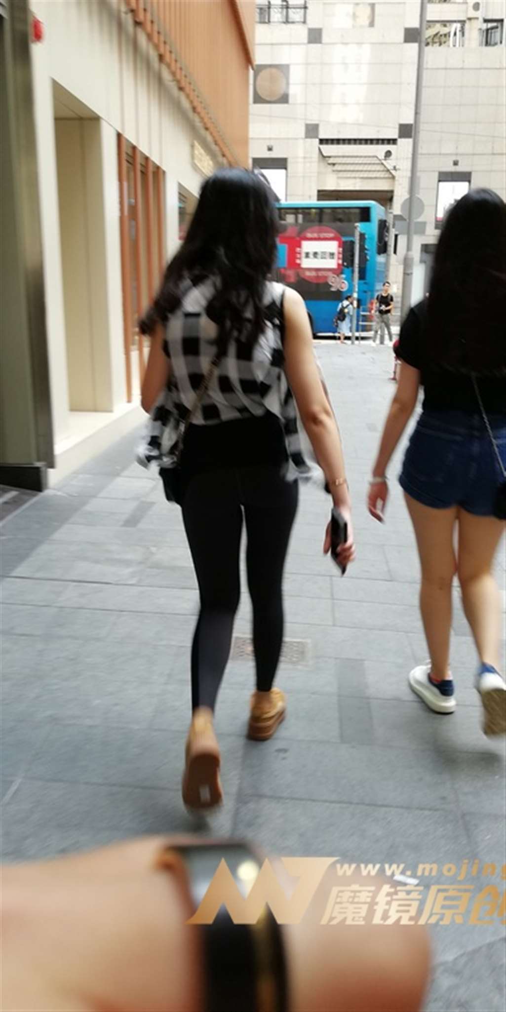 图片[3]-【视觉冲击赛帖】圆润 紧致，翘臀美女-流行馆