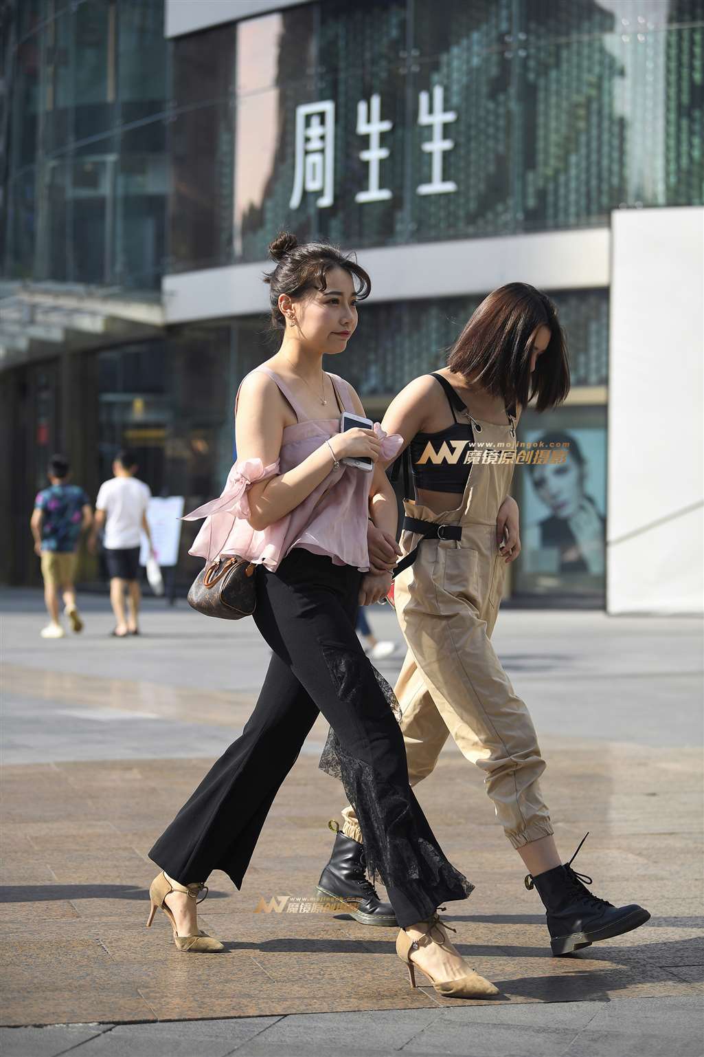 图片[5]-【一只傻麋鹿赛帖】粉衣黑裤美女-流行馆
