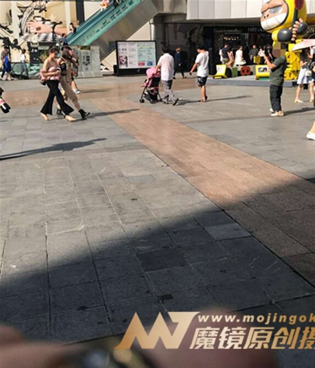 图片[2]-【一只傻麋鹿赛帖】粉衣黑裤美女-流行馆
