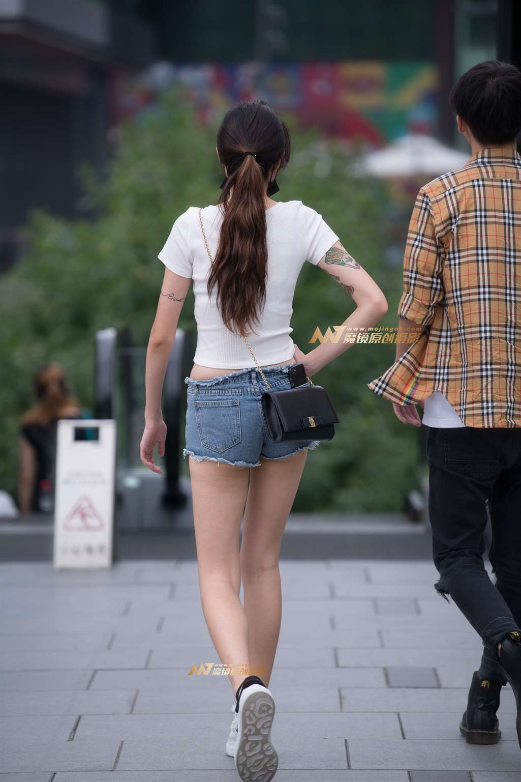 图片[2]-【一只傻麋鹿赛帖】清新的热裤美腿MM-流行馆