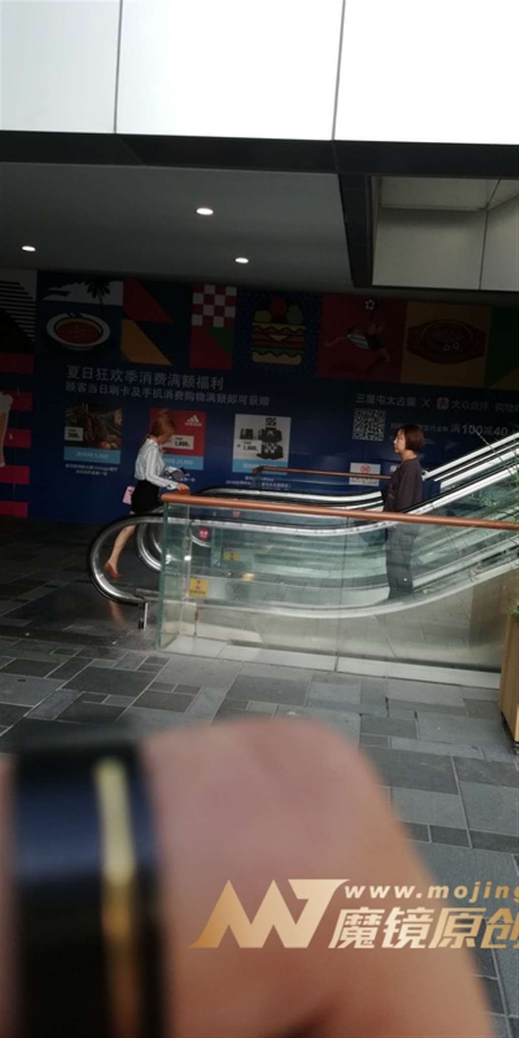 图片[3]-【视觉冲击赛帖】短裙，美腿，高跟美女-街拍流行馆