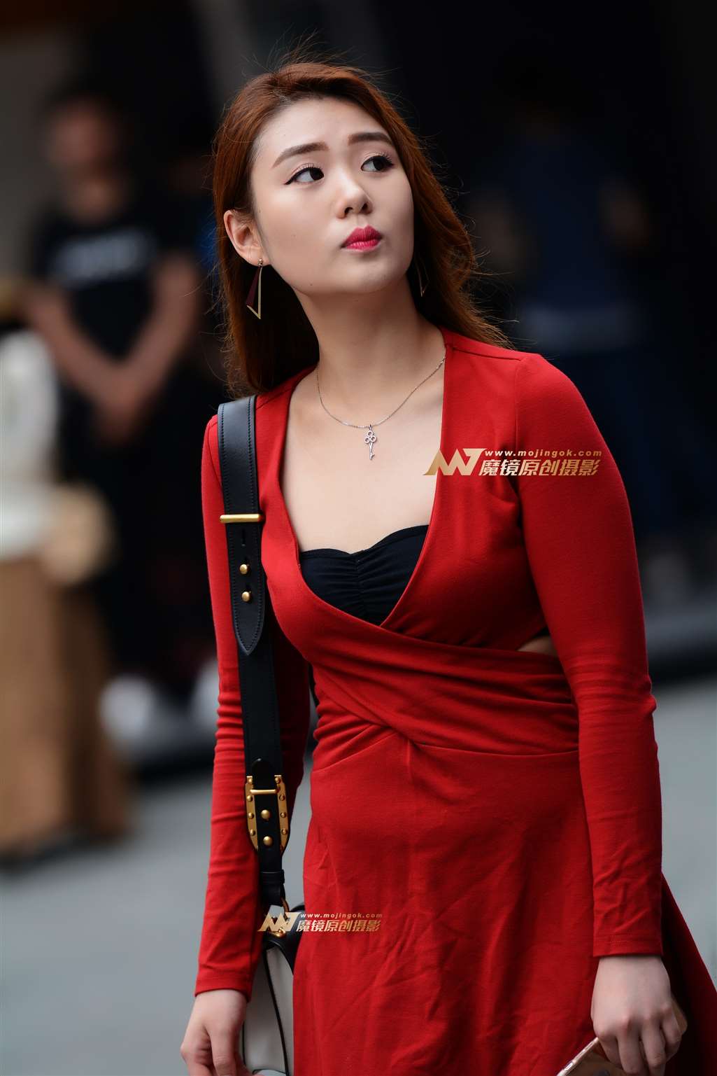 【咔喳赛贴】樱桃小嘴-街拍流行馆