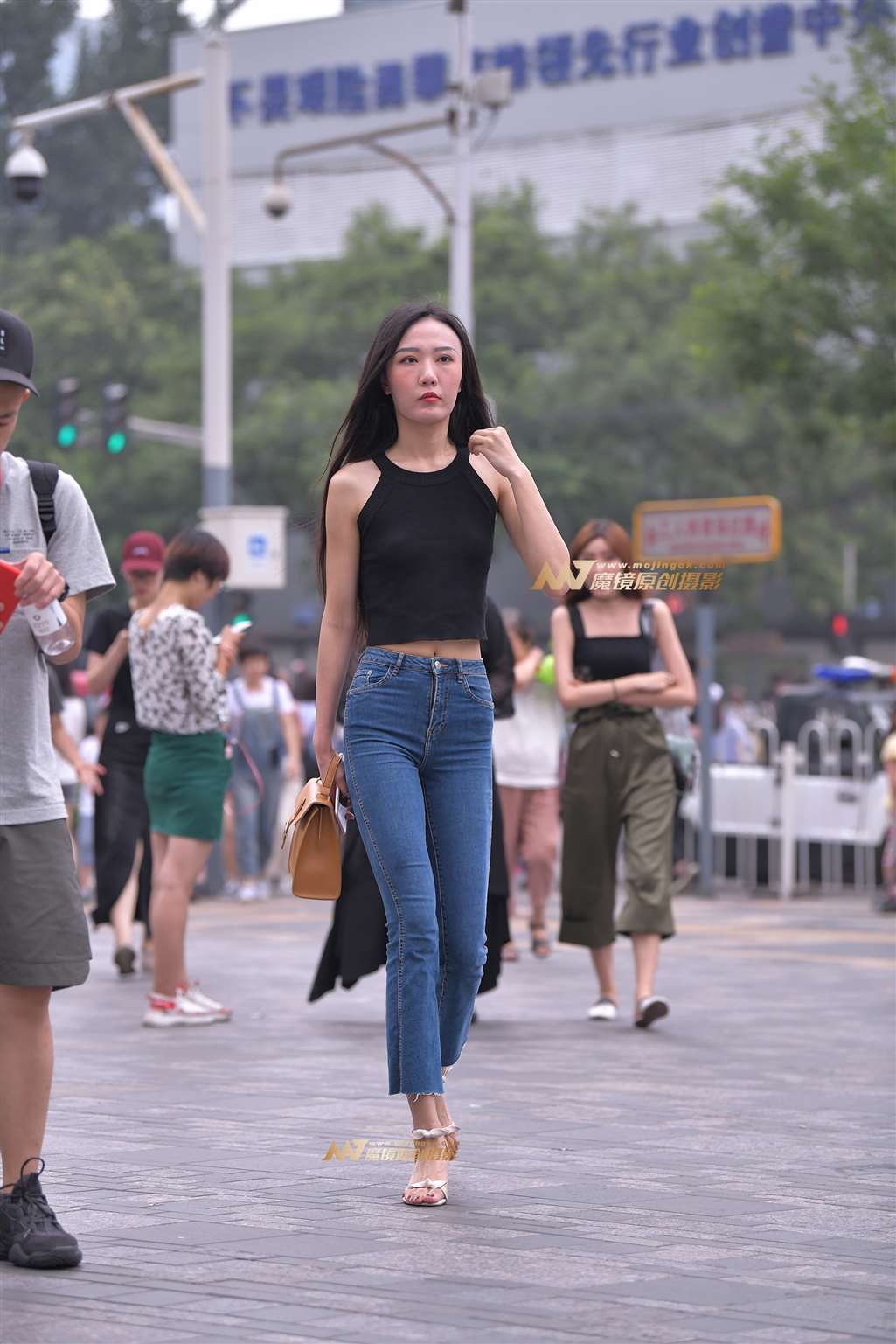 图片[5]-【街拍之魂赛帖】眼神酷酷的美女-流行馆