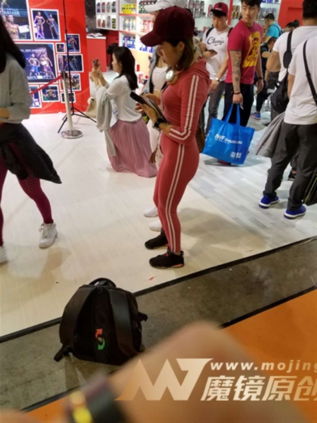 图片[3]-【番茄酱赛帖】戴帽子的妹子线条好美-流行馆