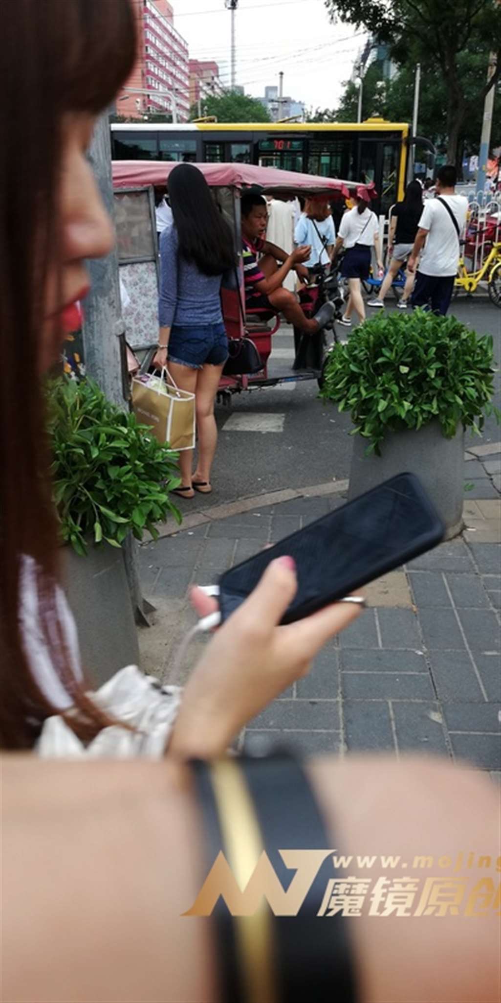 图片[3]-【视觉冲击赛帖】这热裤，紧得令人窒息-流行馆