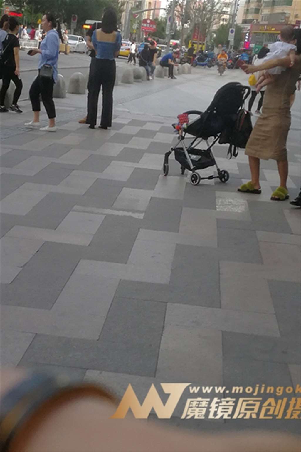 图片[4]-【小默赛帖】第1156篇无敌身材，一抹肩-流行馆