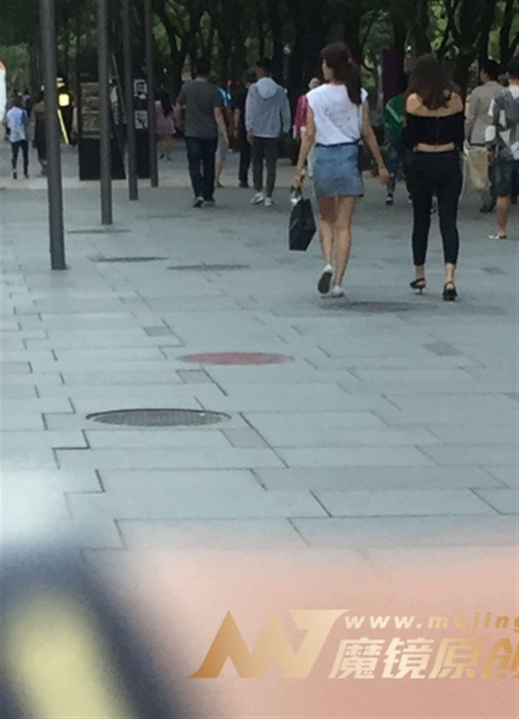 图片[3]-【红石赛帖】性感牛仔裤少妇-流行馆