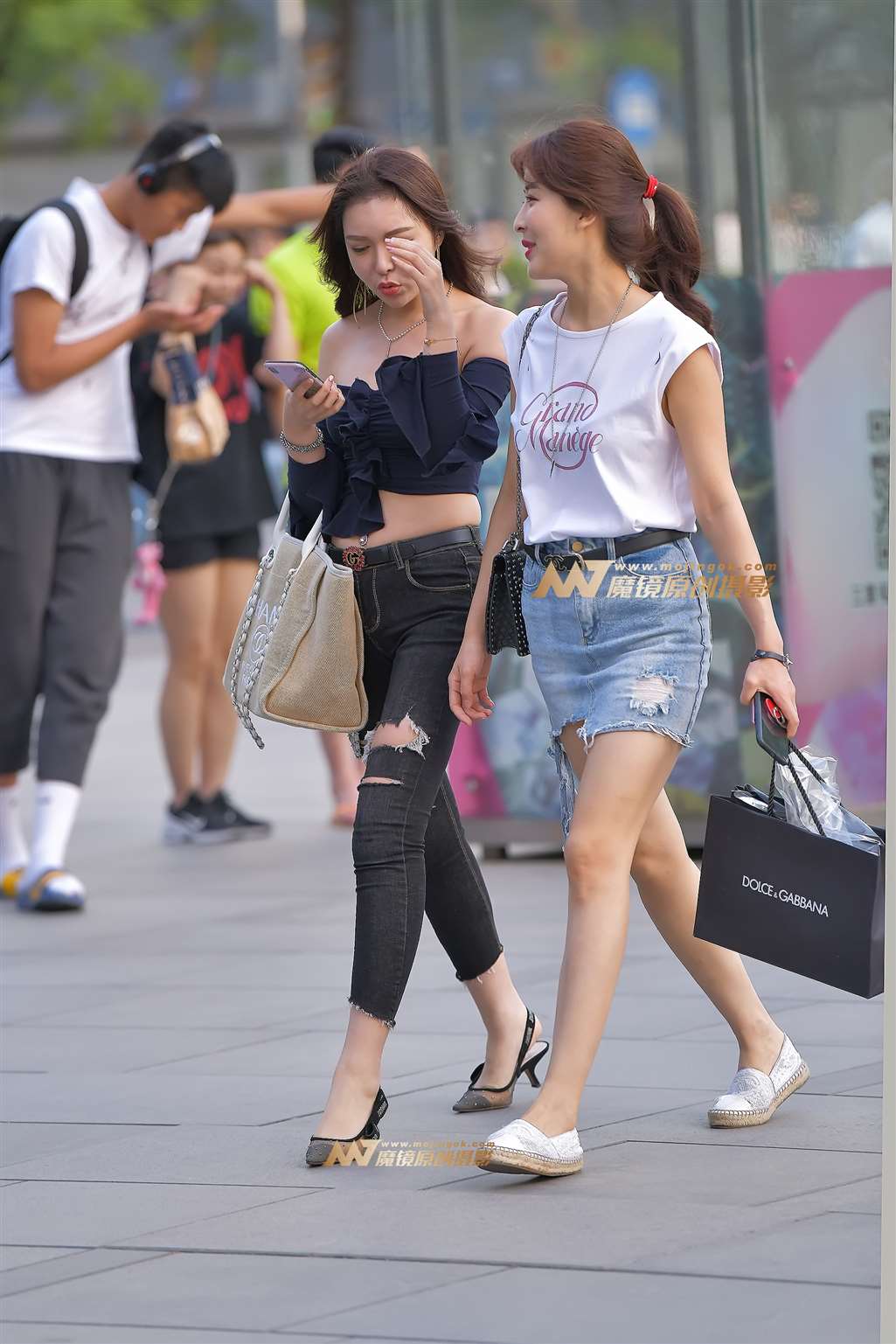 【红石赛帖】性感牛仔裤少妇-流行馆