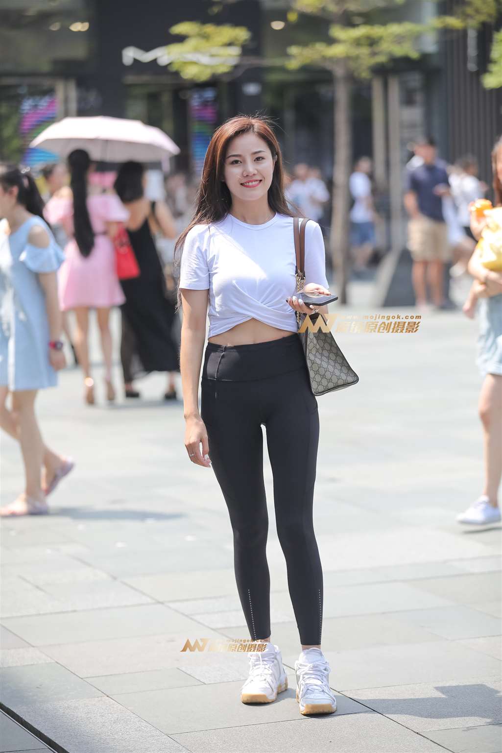 【凯恩赛帖】青春靓丽健身美女-街拍流行馆