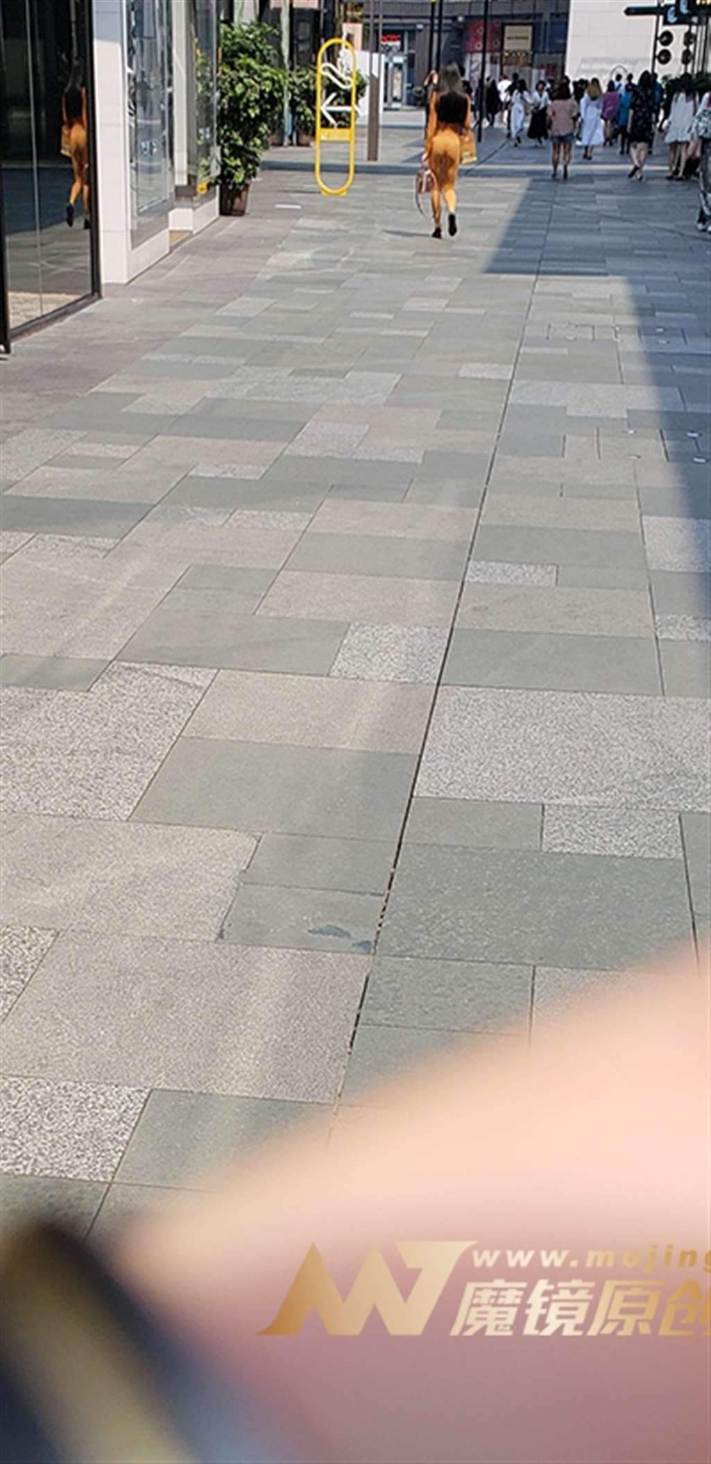 图片[3]-【凯恩赛帖】紧身装裹出迷人性感的身材-流行馆