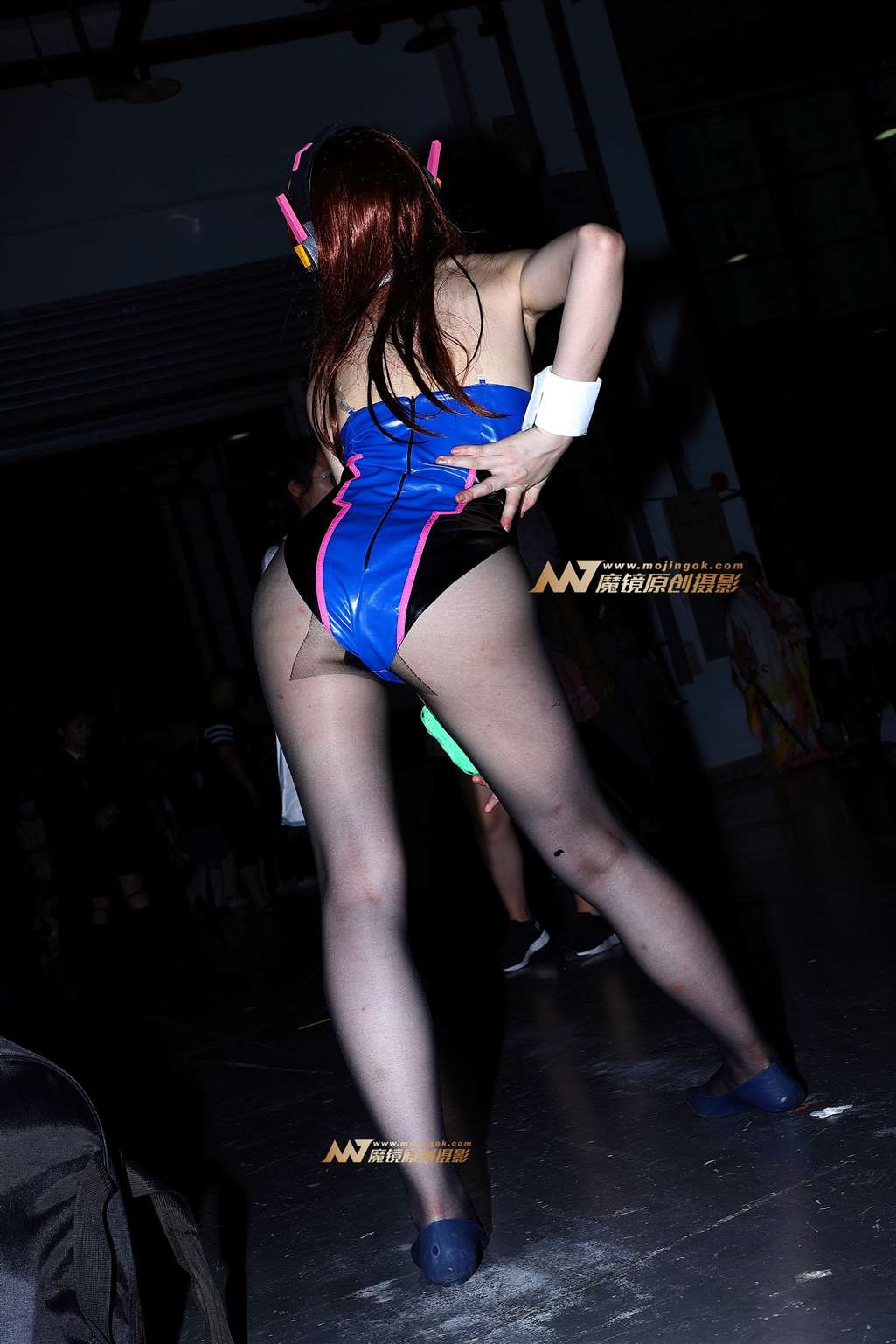 图片[2]-【Mark赛帖】黑丝酷妹-流行馆