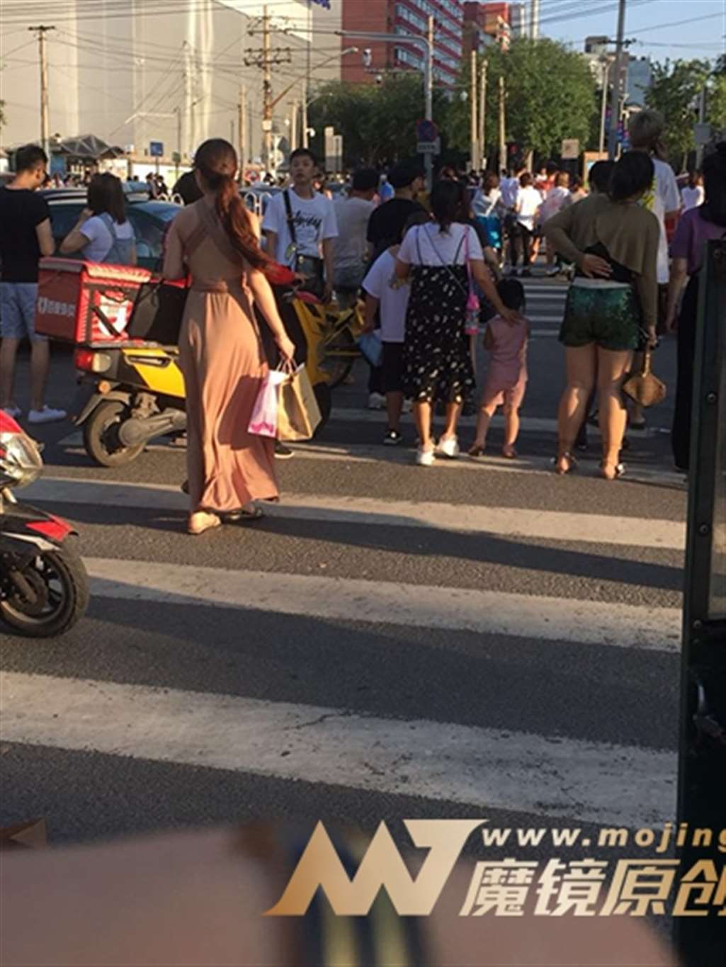 图片[3]-【红石赛帖】姿容出众的少妇-流行馆