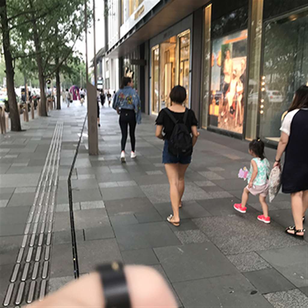 图片[3]-【辉辉赛贴】健身裤长腿少妇-流行馆