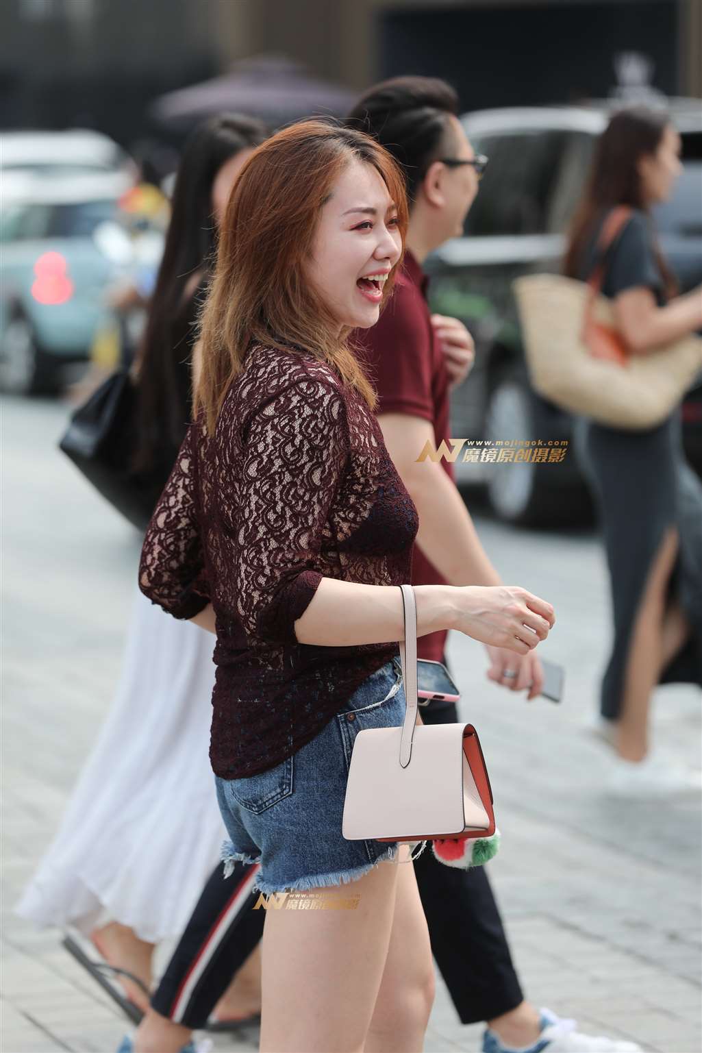 【辉辉赛贴】紫色蕾丝透视衫少妇-流行馆