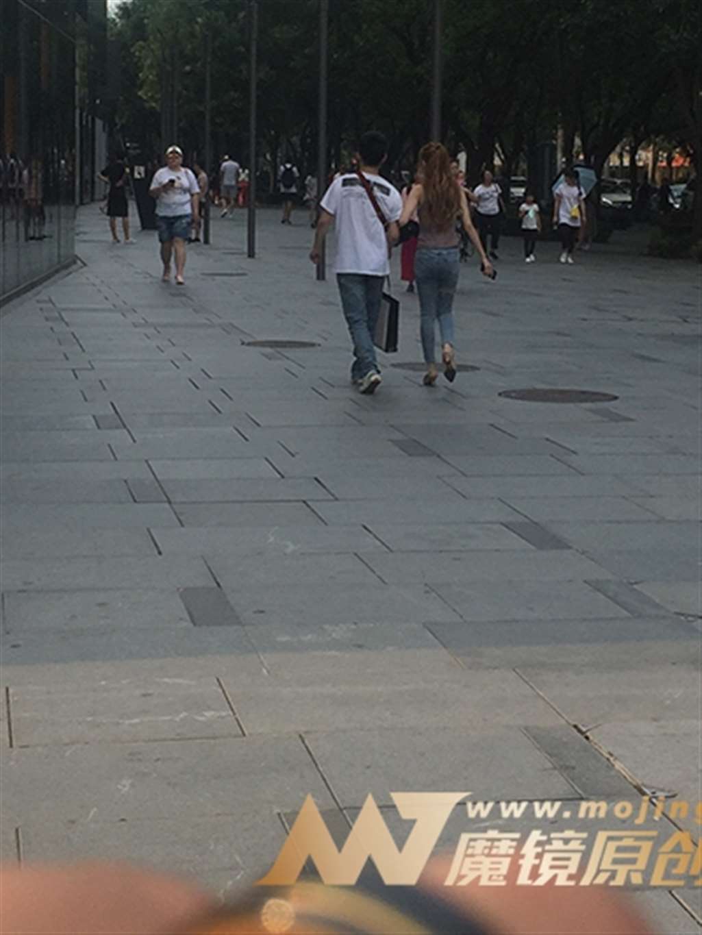 图片[3]-【红石赛帖】漂亮性感牛仔裤美女-流行馆