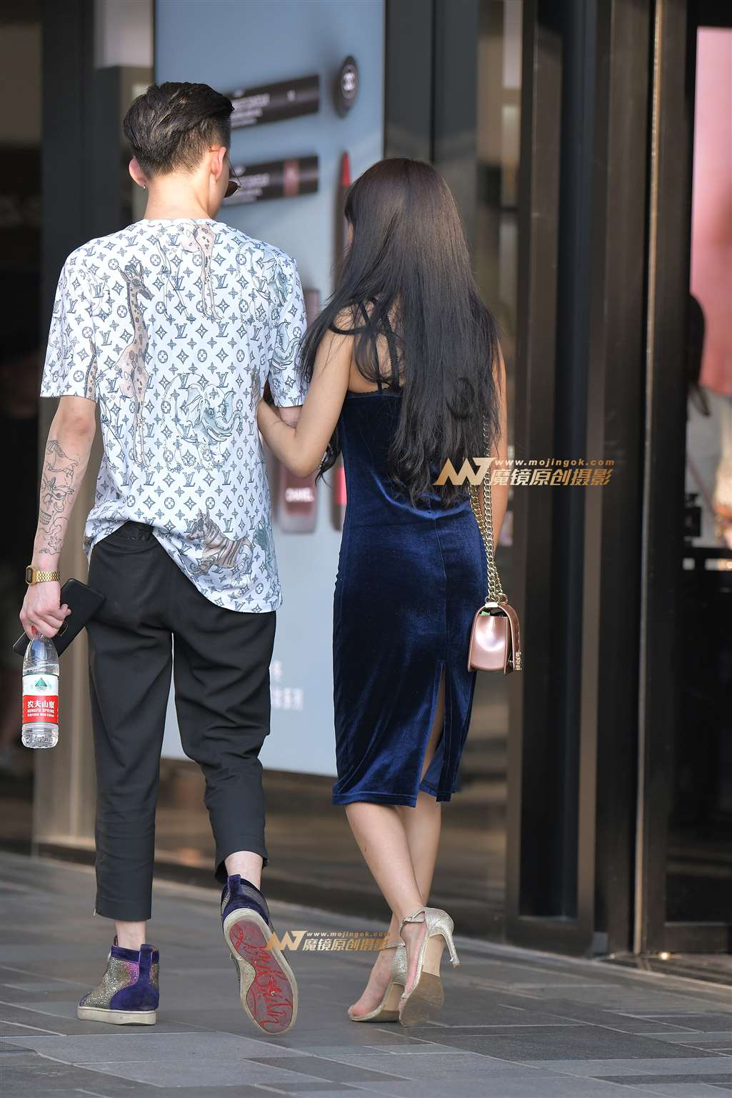 图片[2]-【红石赛帖】性感高跟少妇-流行馆