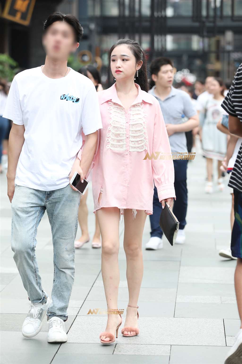 图片[4]-[辉辉赛贴】有点像关晓彤-街拍流行馆