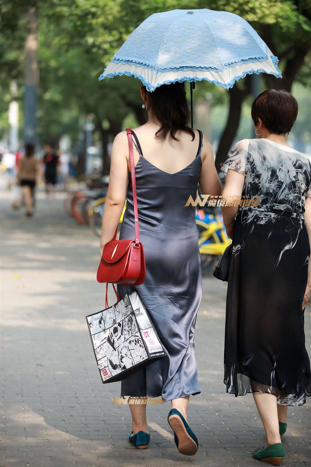 图片[2]-【视觉冲击赛帖】丰腴的少妇-流行馆