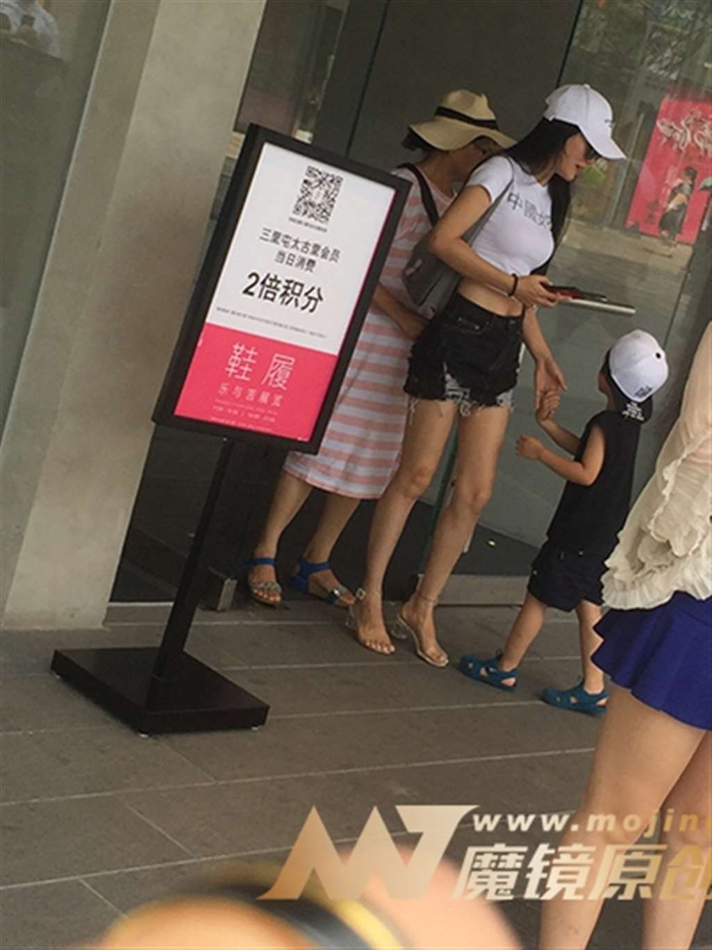 图片[3]-【红石赛帖】性感长腿辣妈-流行馆