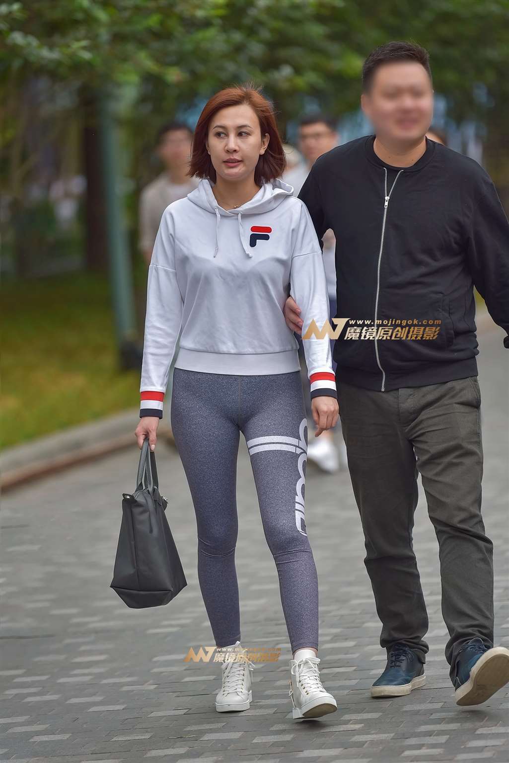 【赛德克赛帖】紧致深灰瑜珈裤少妇-流行馆